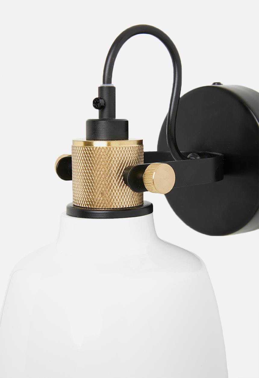Sixth Floor - Brooklyn wall light - white