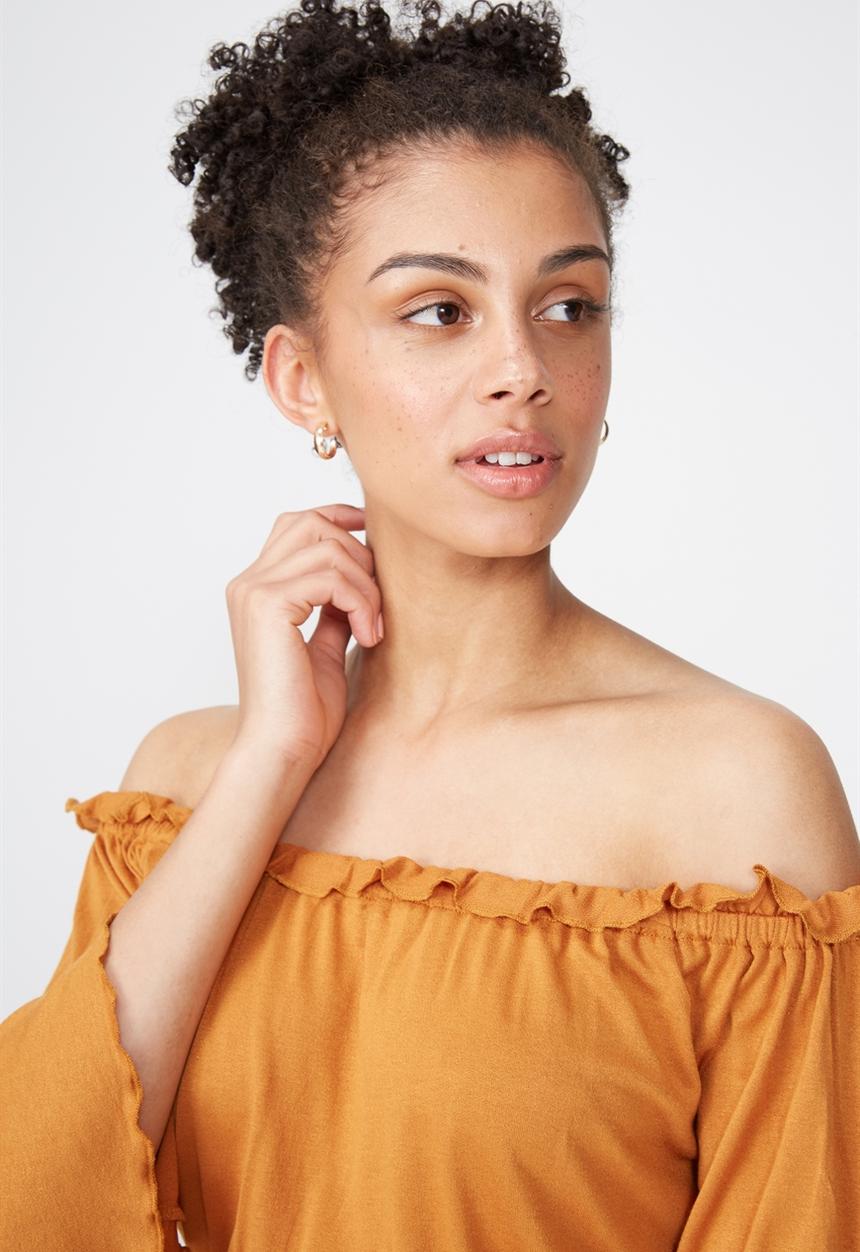 Cotton On - Sofia off the shoulder top - honey brown
