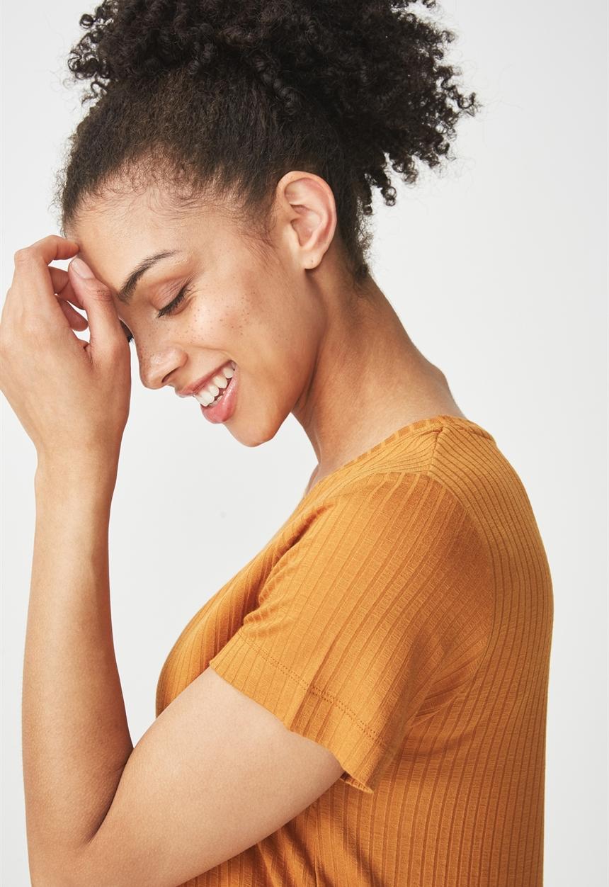 Cotton On - Elisa scoop neck rib tee - mustard