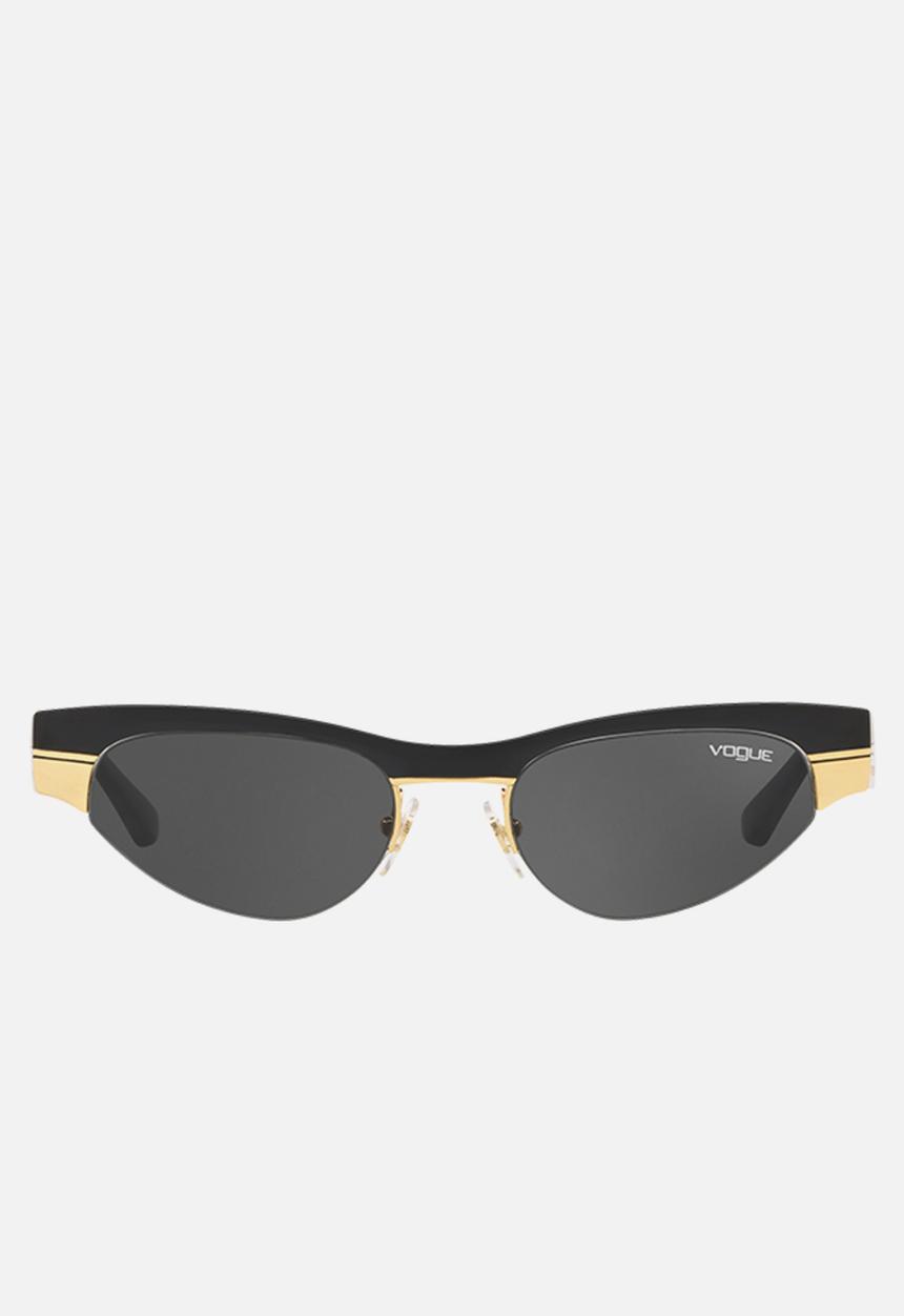 Vogue Eyewear - Gigi Hadid-VO4105S sunglasses - matte black/brushed gold