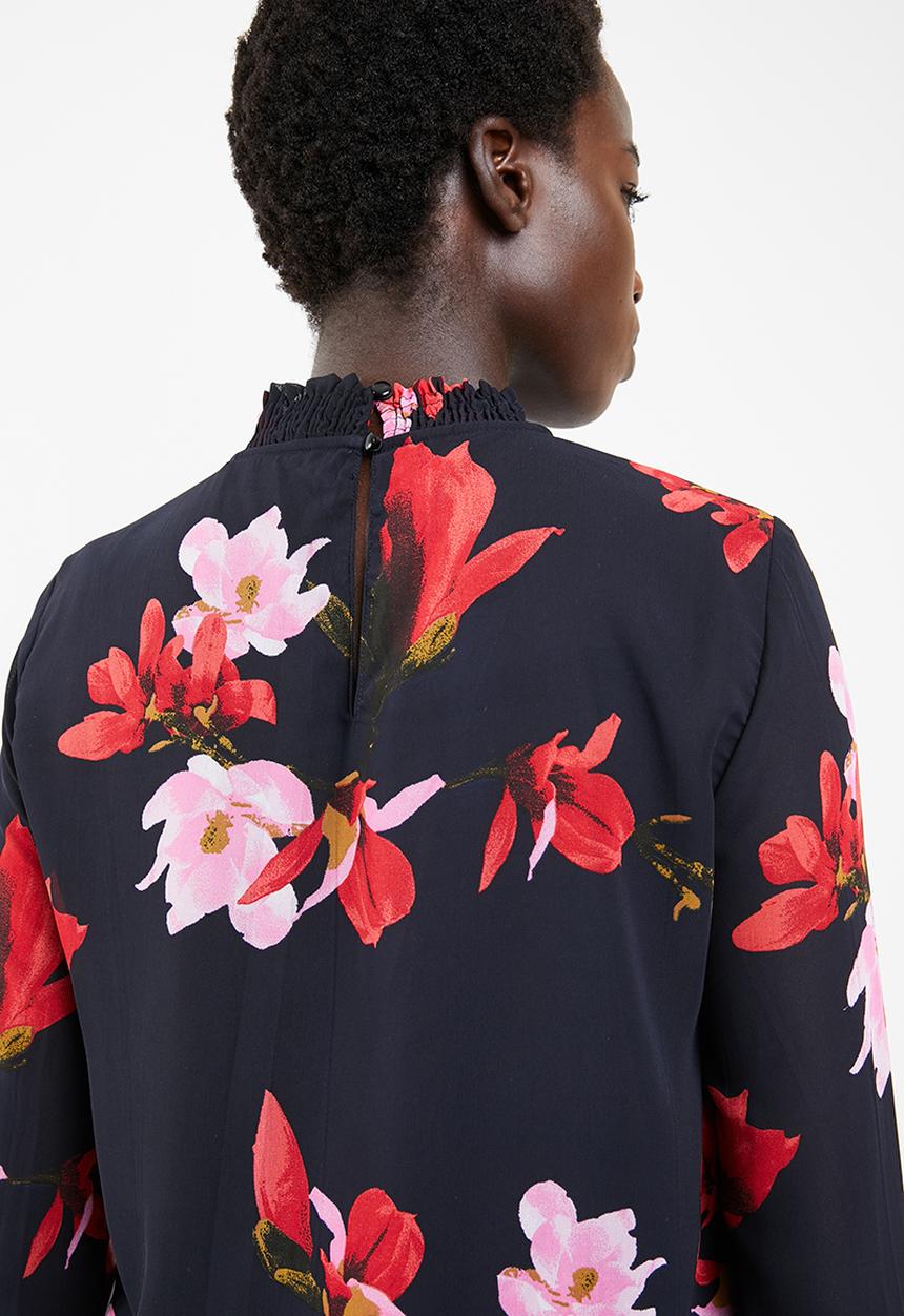 Vero Moda - Katy long sleeve high neck top - navy