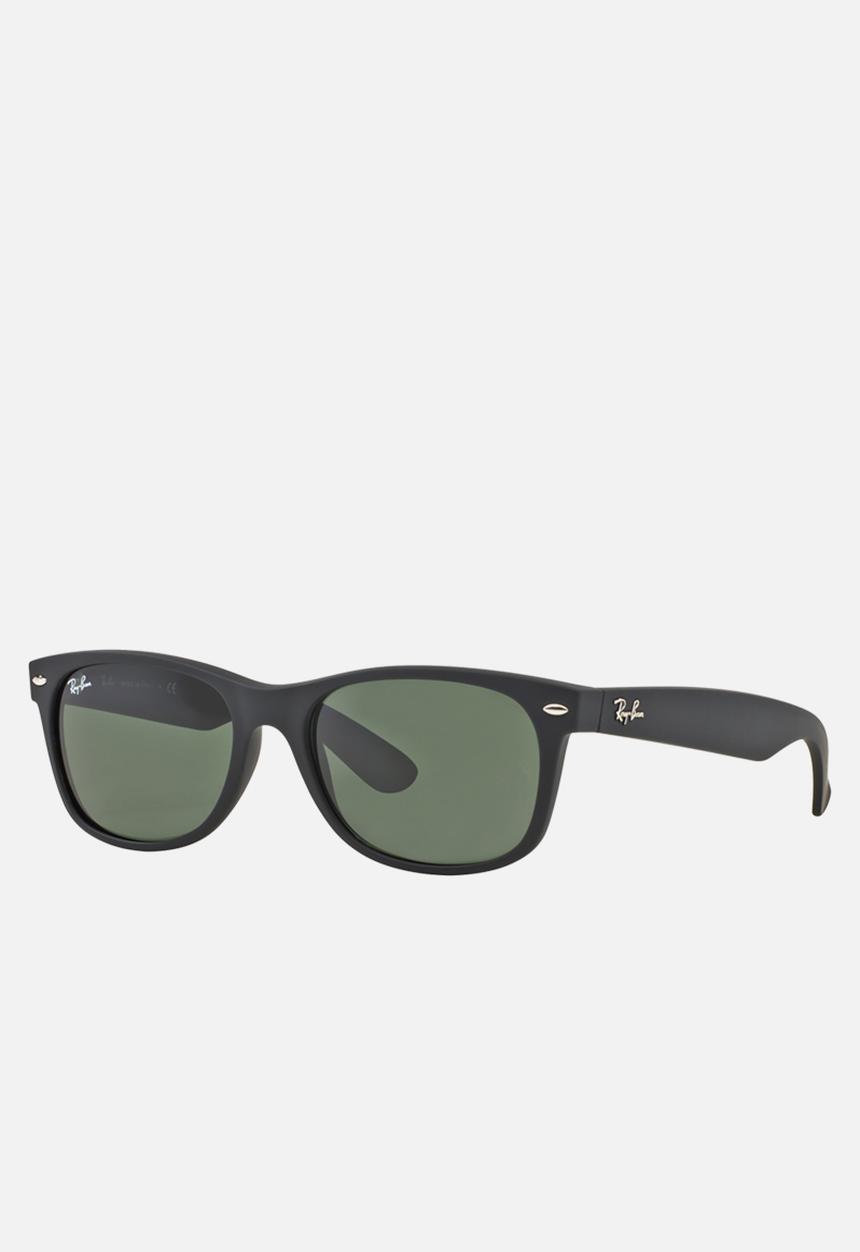 Ray-Ban - New Wayfarer sunglasses - green / black