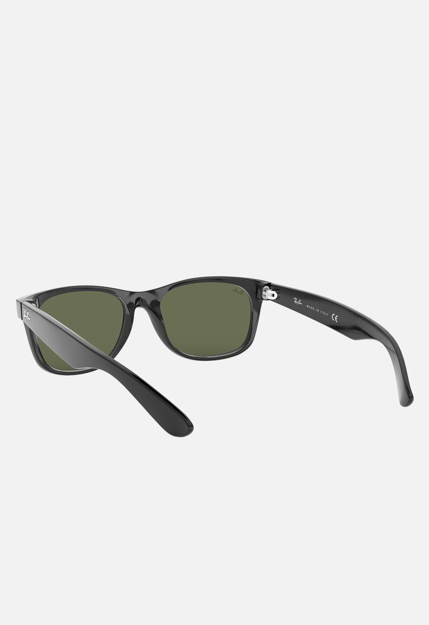 Ray-Ban - New Wayfarer sunglasses 55mm - crystal green & black