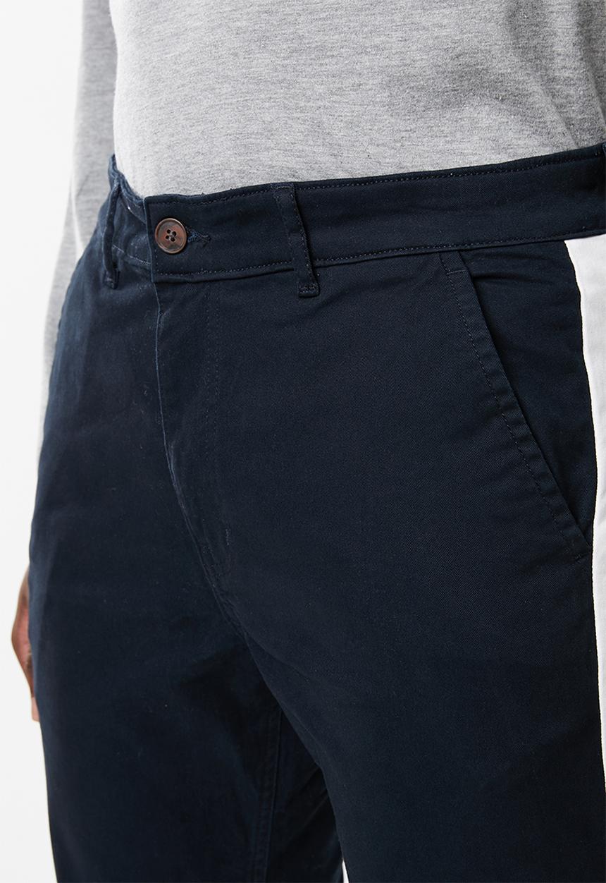 Superbalist - Cropped slim fit taped chino - navy