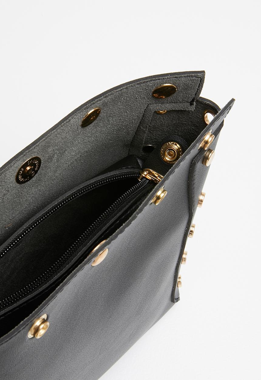 Superbalist - Bray bucket bag - black
