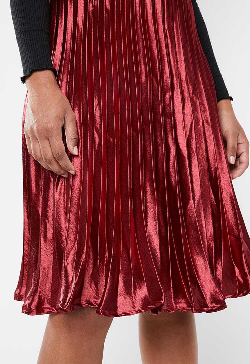 strapless open back dress Wine Satin Pleated Midi Dress – STYLAVO