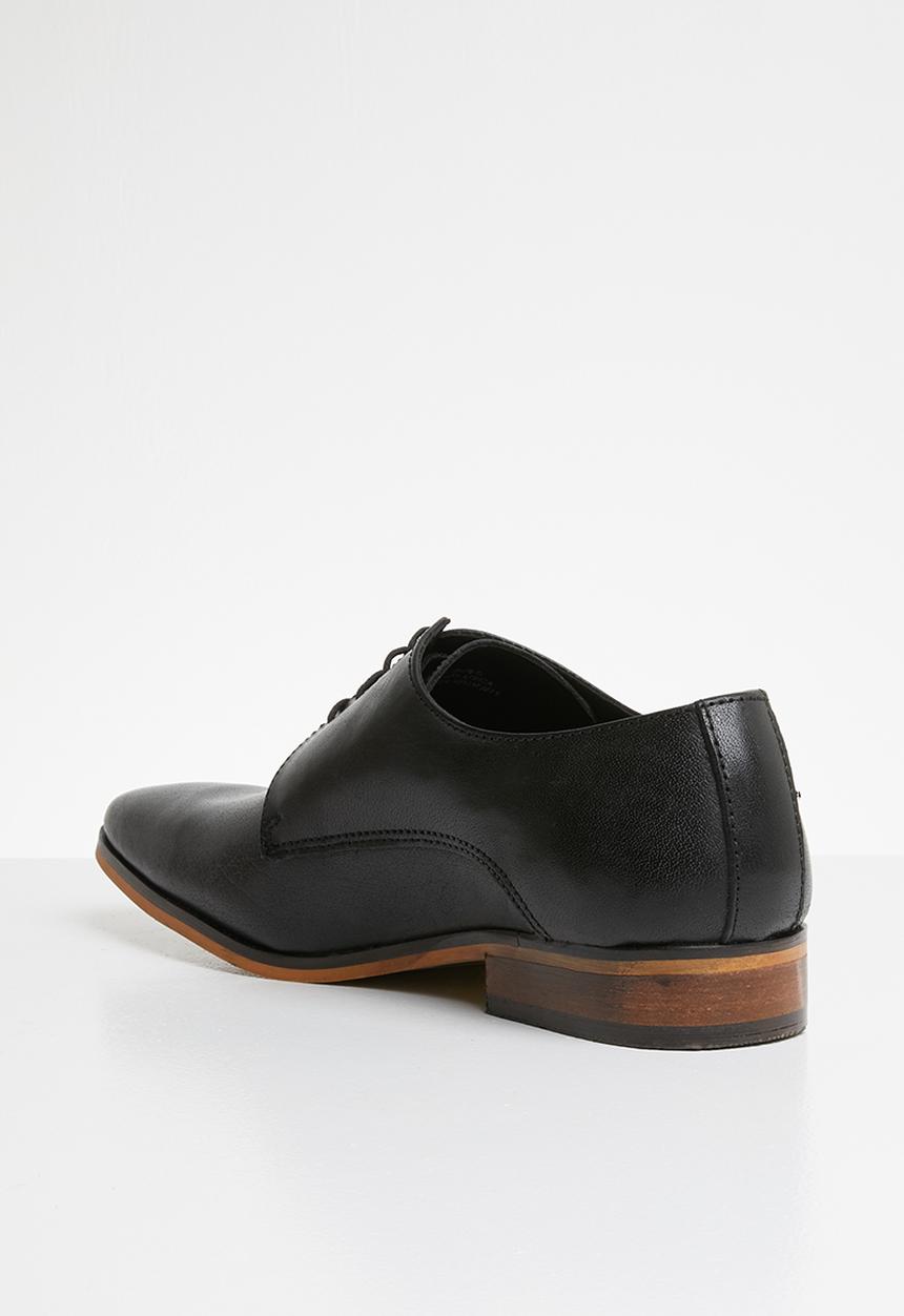 Superbalist - Nathan leather derby - black