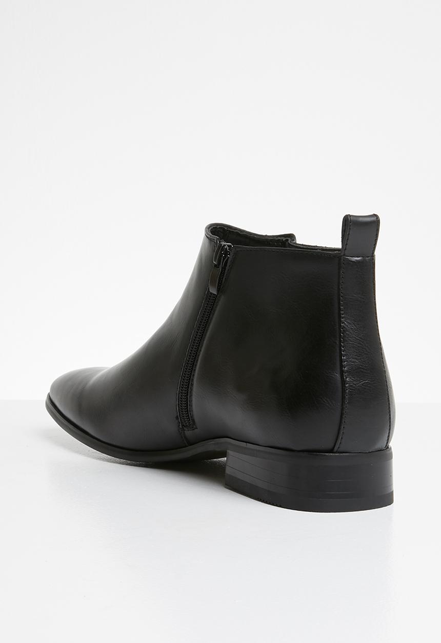 Gino Paoli - Fancy gusset boot - black