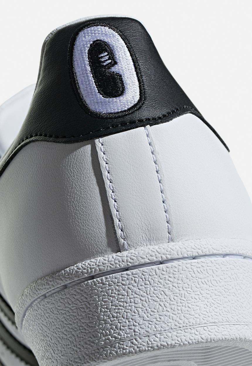 adidas Originals - Superstar shoes - white/black/soft vision
