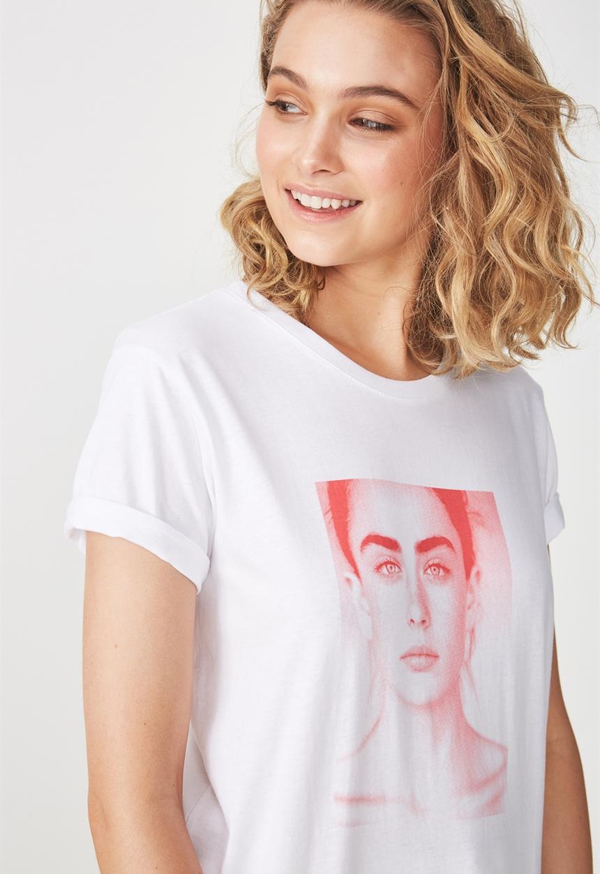 Cotton On - Tbar fox scarlet lady graphic tee - white