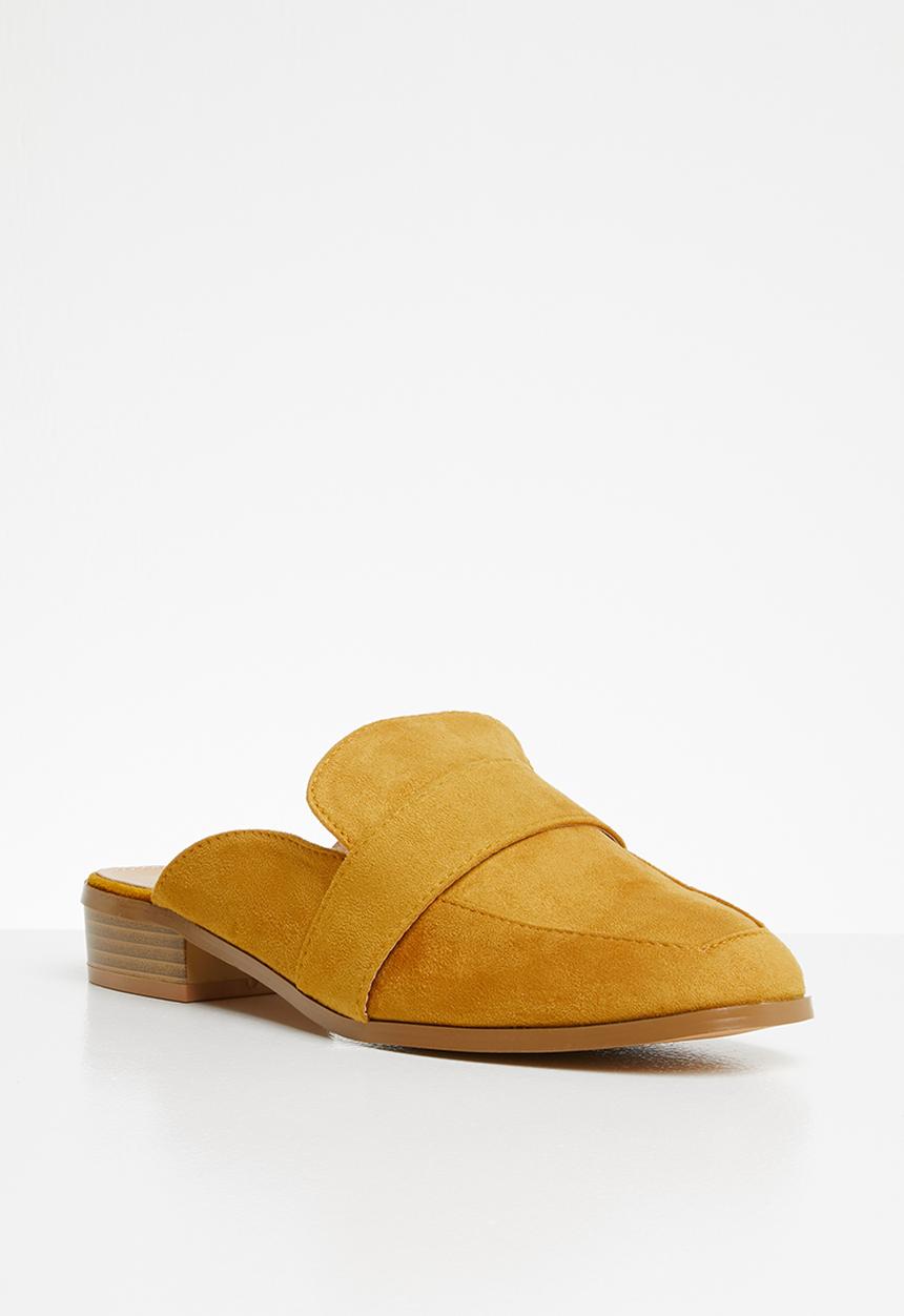 Superbalist - Faux suede mule - yellow