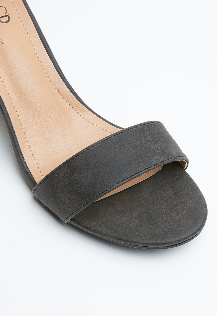 STYLE REPUBLIC - Ria ankle strap heel - grey