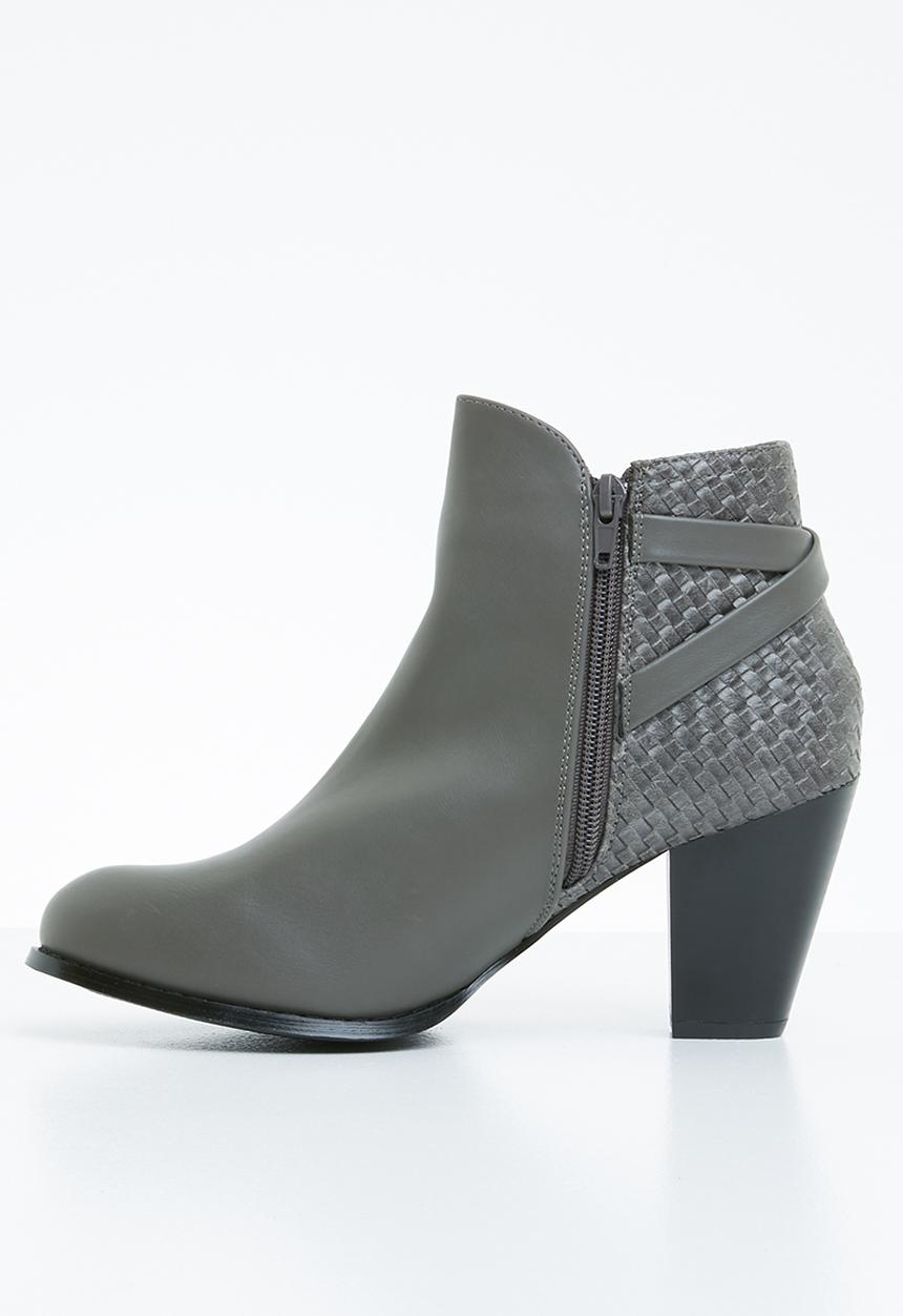 STYLE REPUBLIC - Woven detail boots - grey