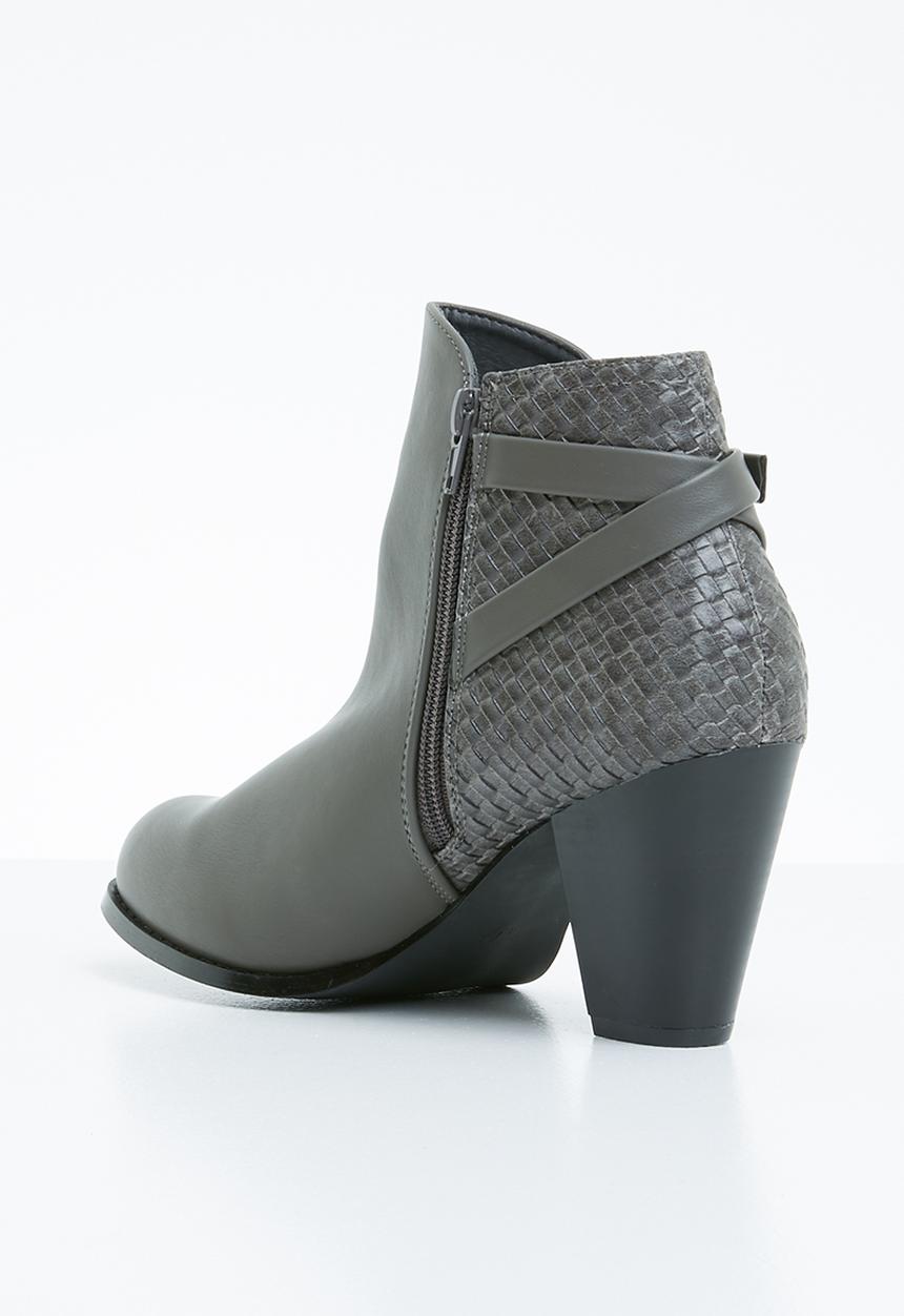 STYLE REPUBLIC - Woven detail boots - grey