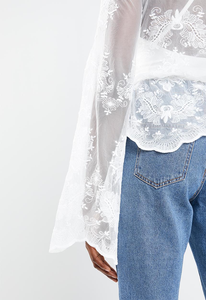 Missguided - High neck embroidered lace blouse - white