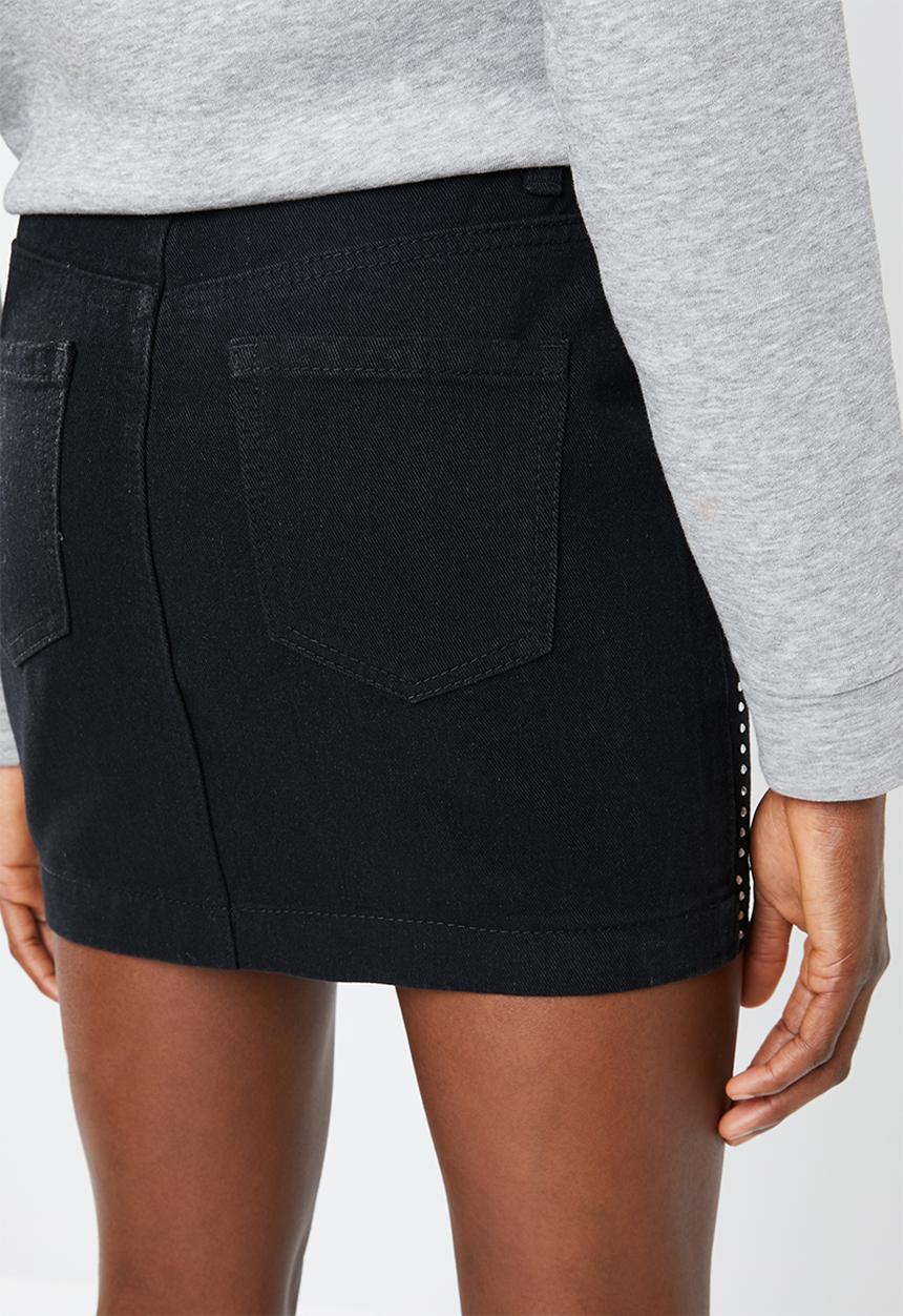 Missguided - Linear embellished denim mini skirt - black