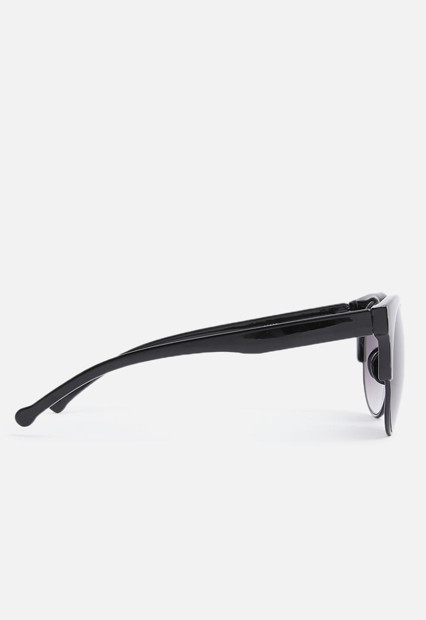 Superbalist - Amber oversized sunglasses - black 