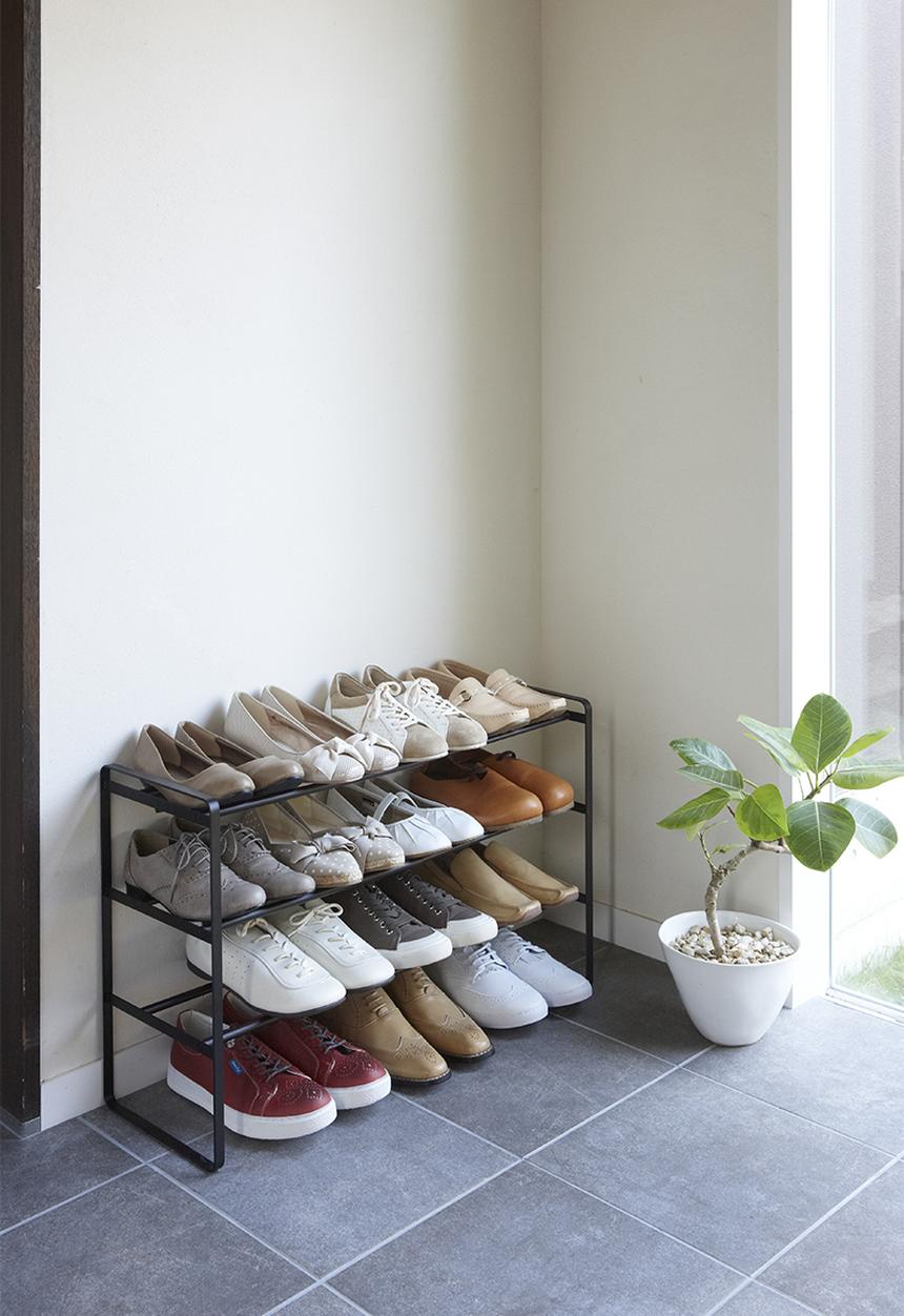 Yamazaki - Expandable 3 tier shoe rack - black