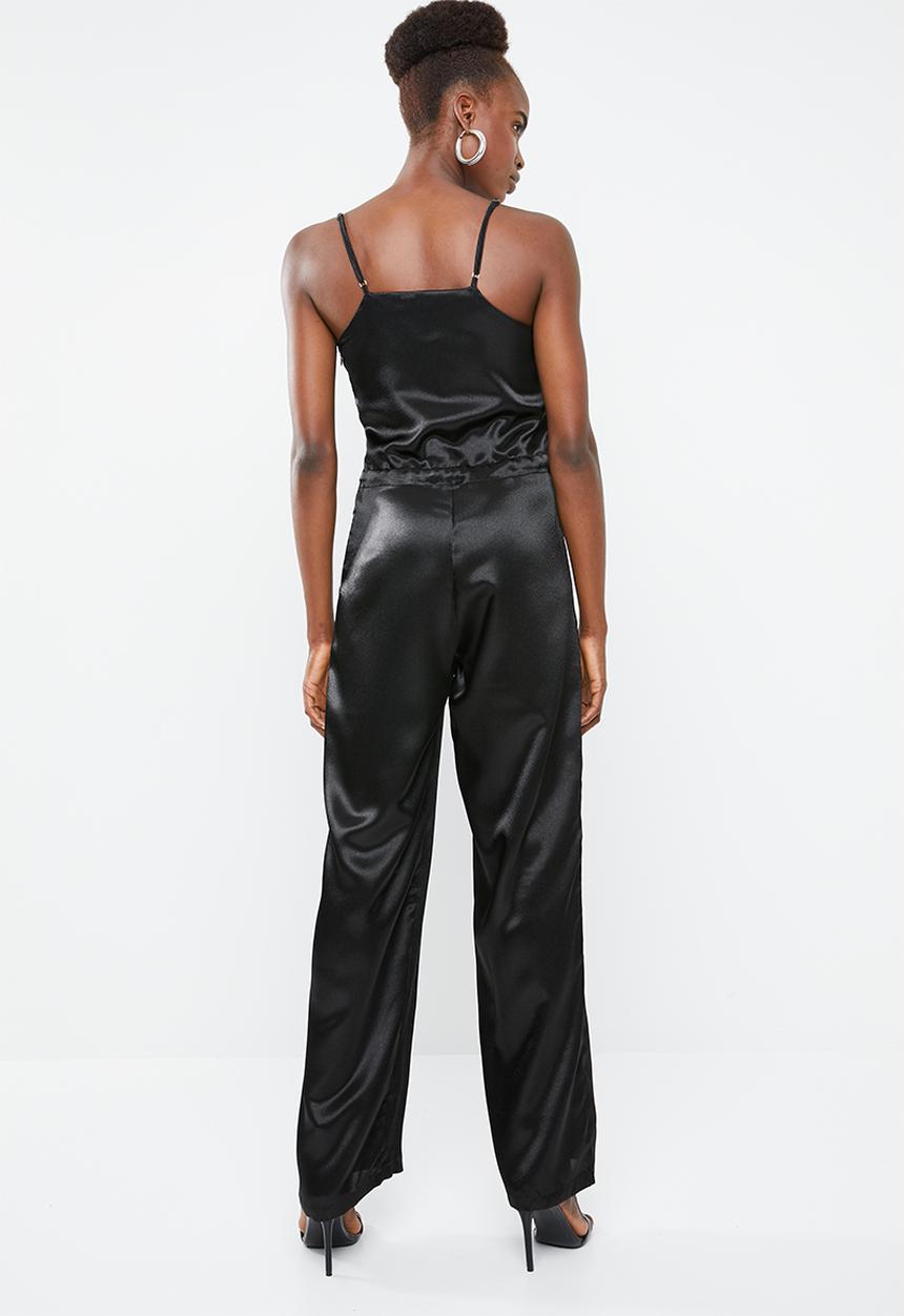 Missguided - Silky cargo cami jumpsuit - black