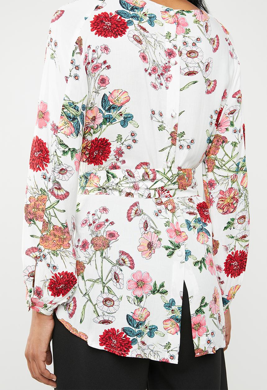 G Couture - Printed top with back buttons and waist tie - multi