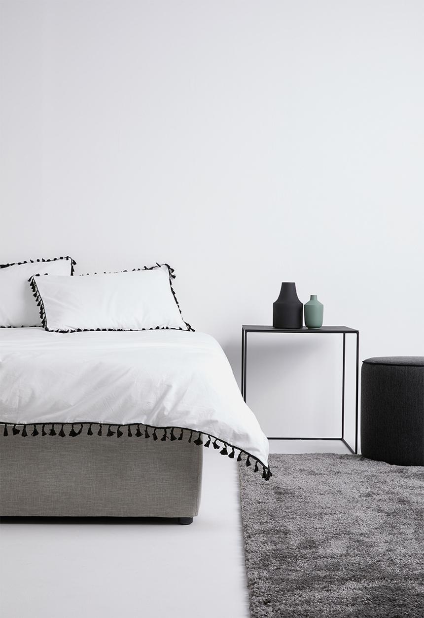 Sixth Floor - Tassel trim duvet set - black 
