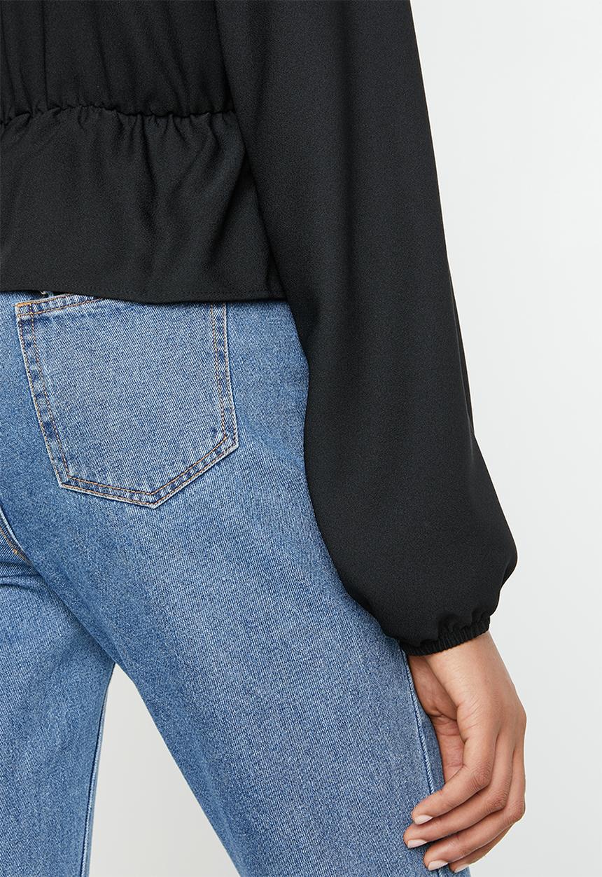 Superbalist - Feminine blouse with peplum - black