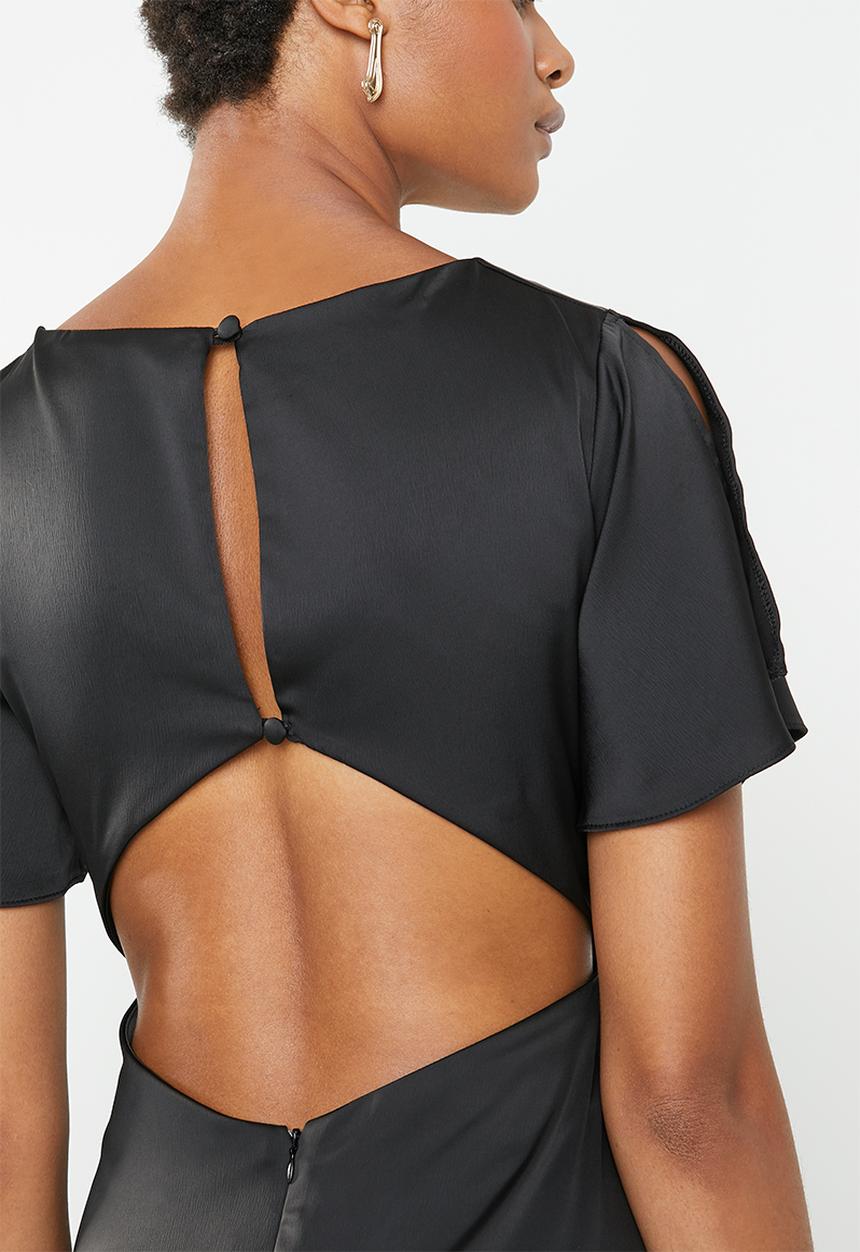 Superbalist - High neck midi dress with slit - black