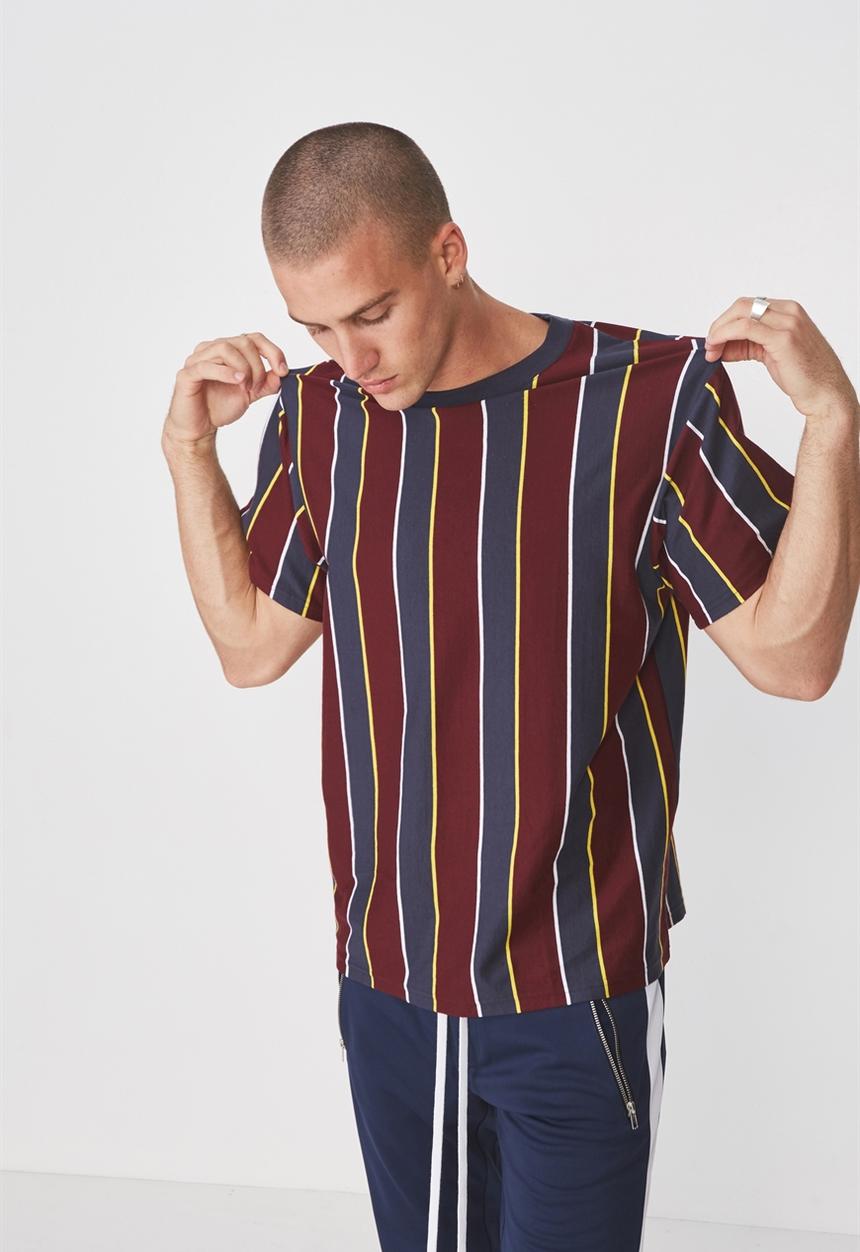 Cotton On - Downtown loose fit tee - burgundy & navy 