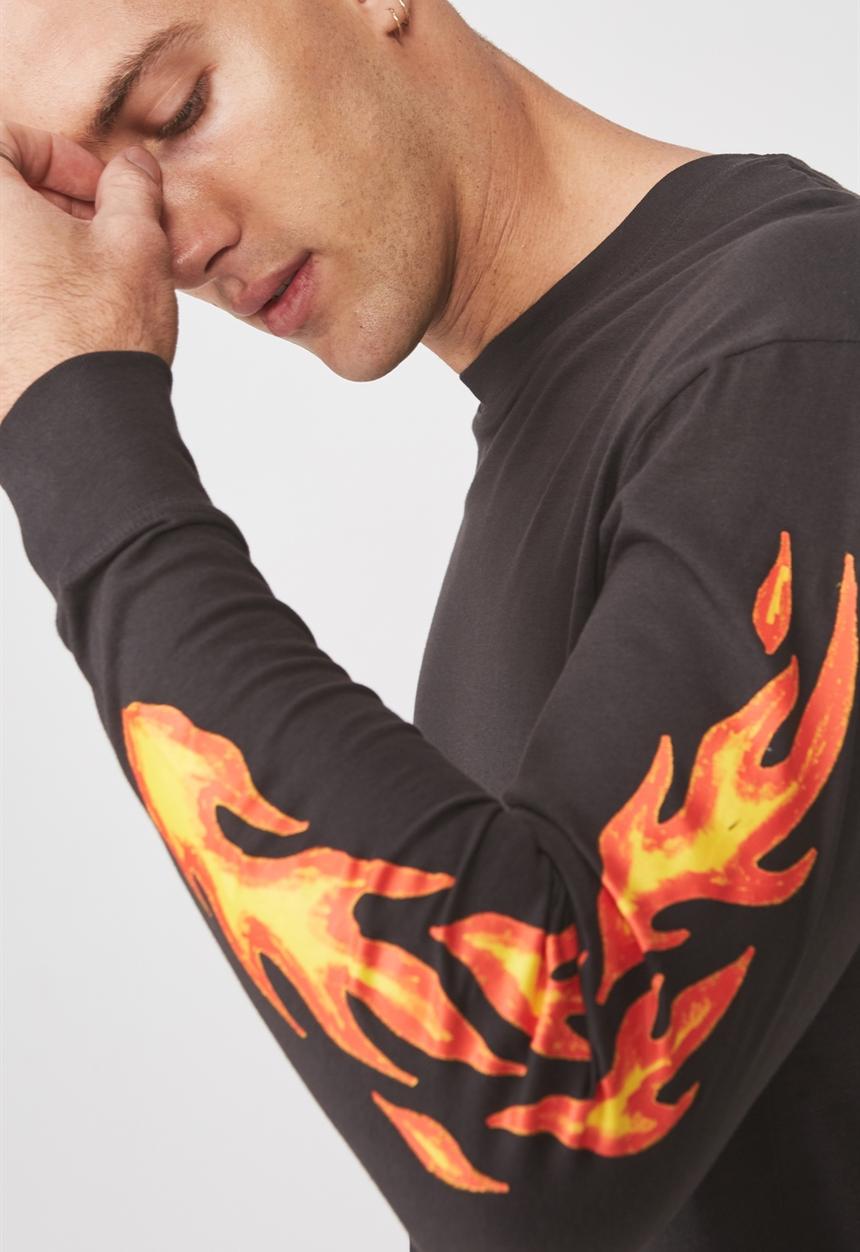 Cotton On - Flame on tbar long sleeve tee - black