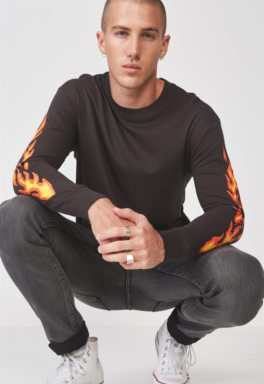 Cotton On - Flame on tbar long sleeve tee - black