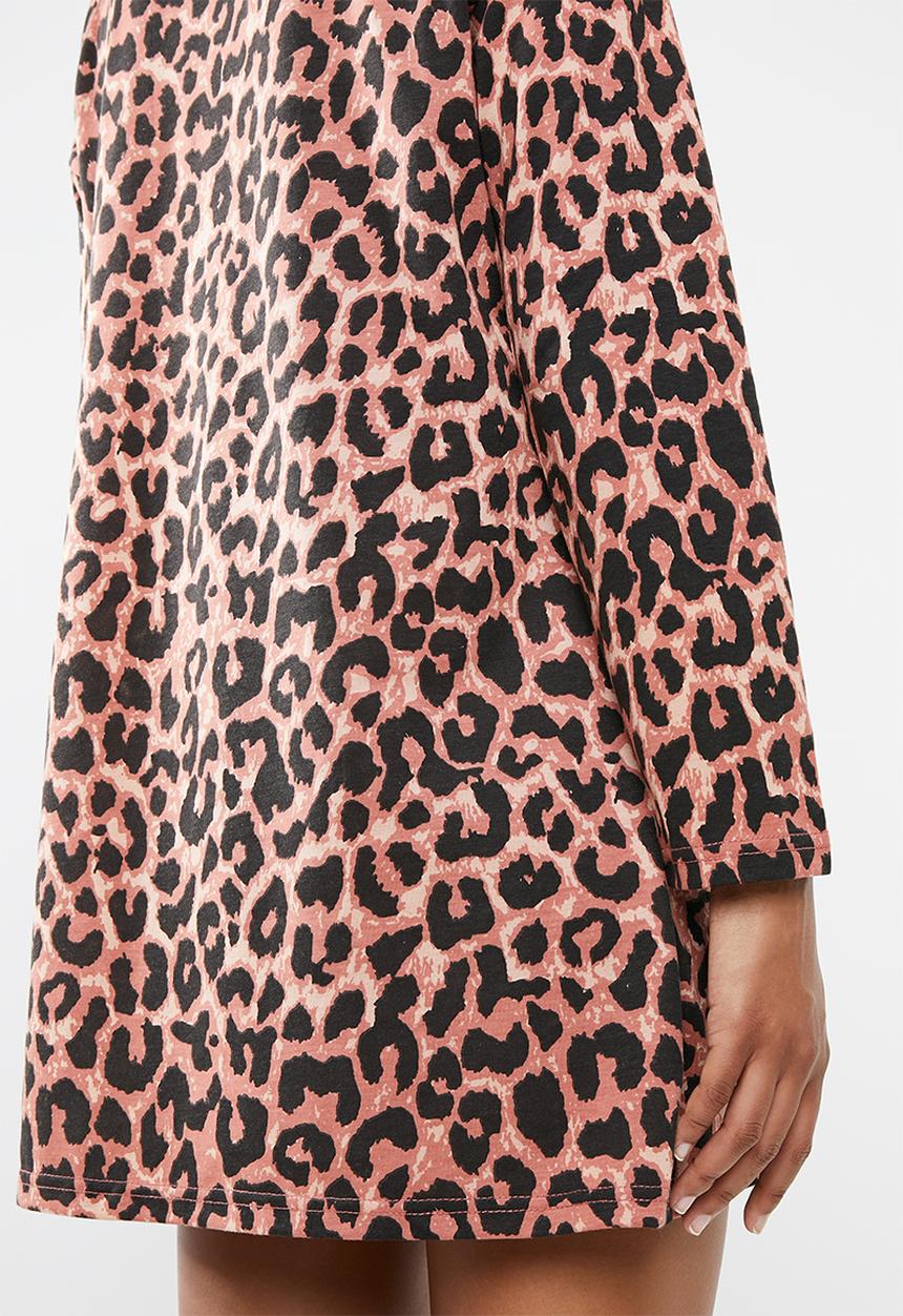 Missguided - Oversized T-shirt dress leopard - brown