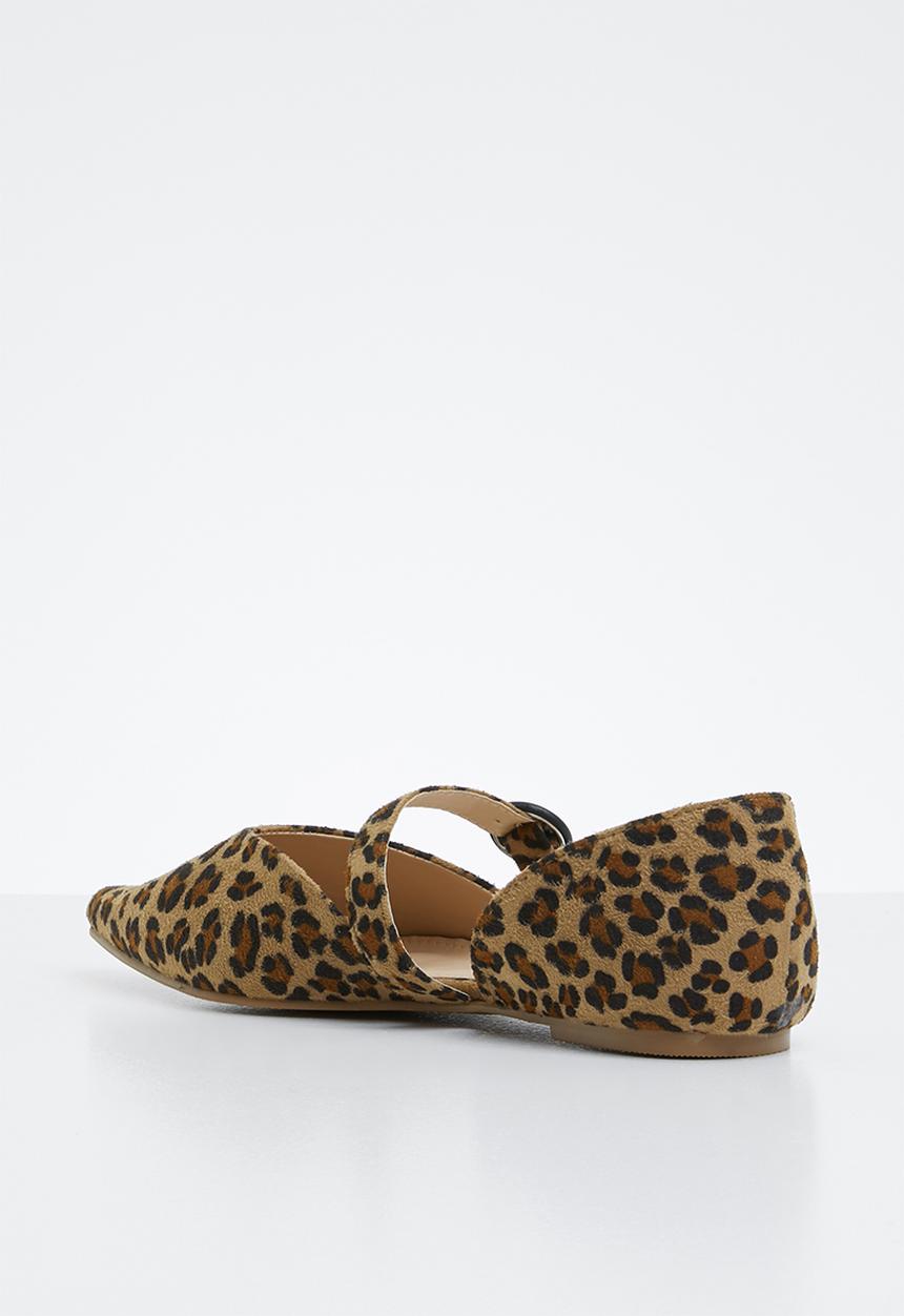 Superbalist - Buckle detail pump - brown
