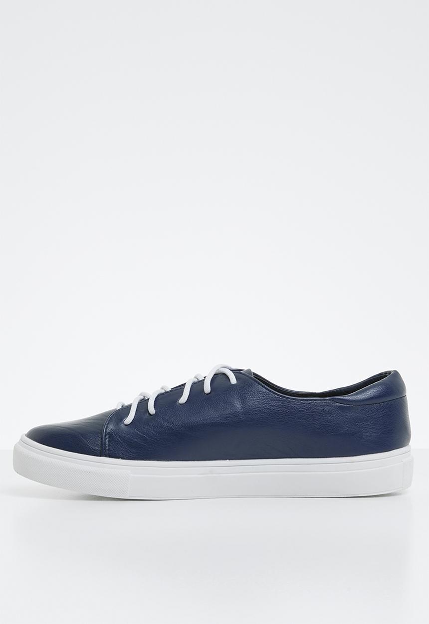 Superbalist - Jen lace up sneaker - navy