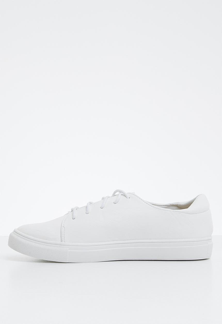 Superbalist - Jen lace up sneaker - white