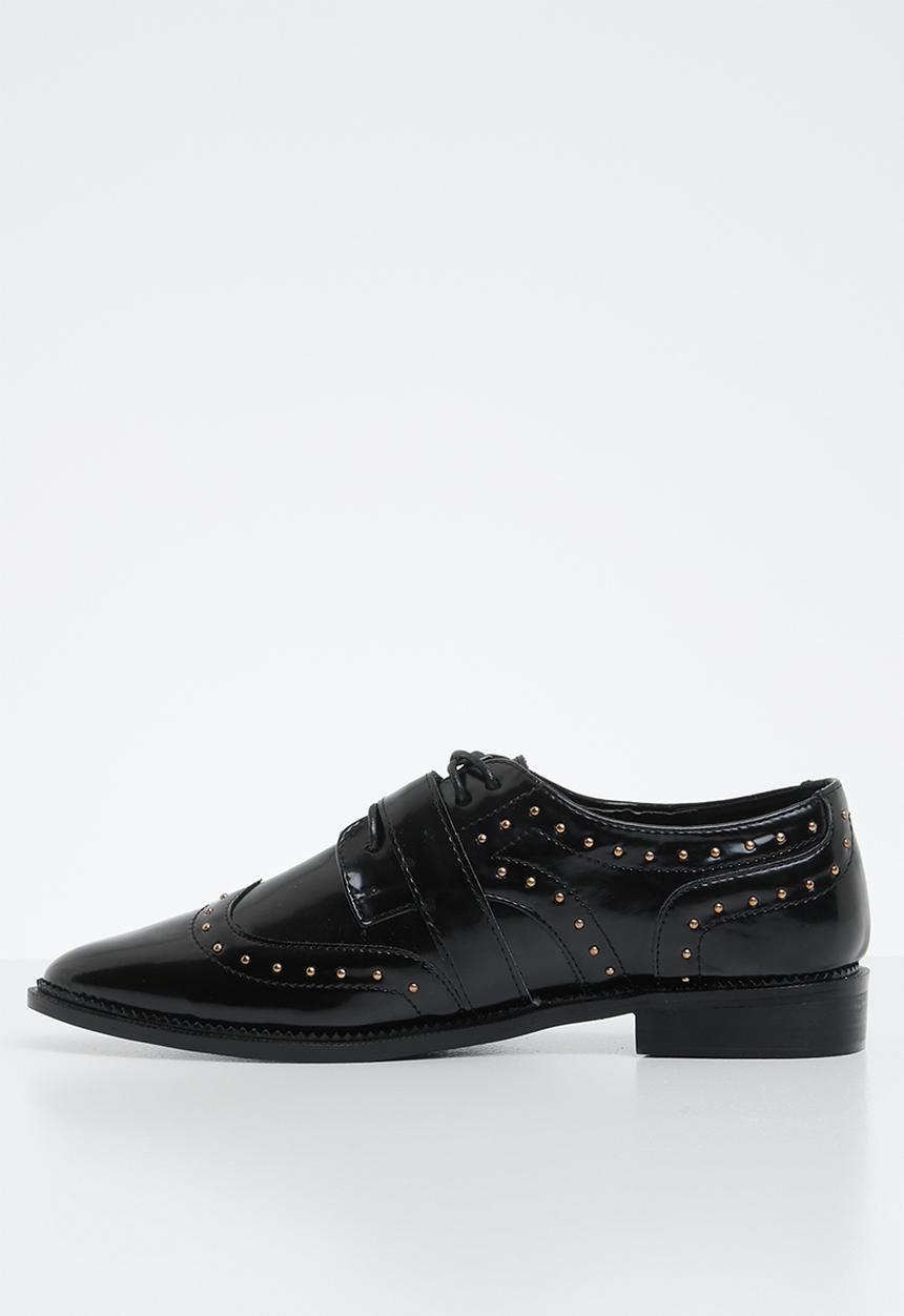 Superbalist - Kelly studded brogue - black