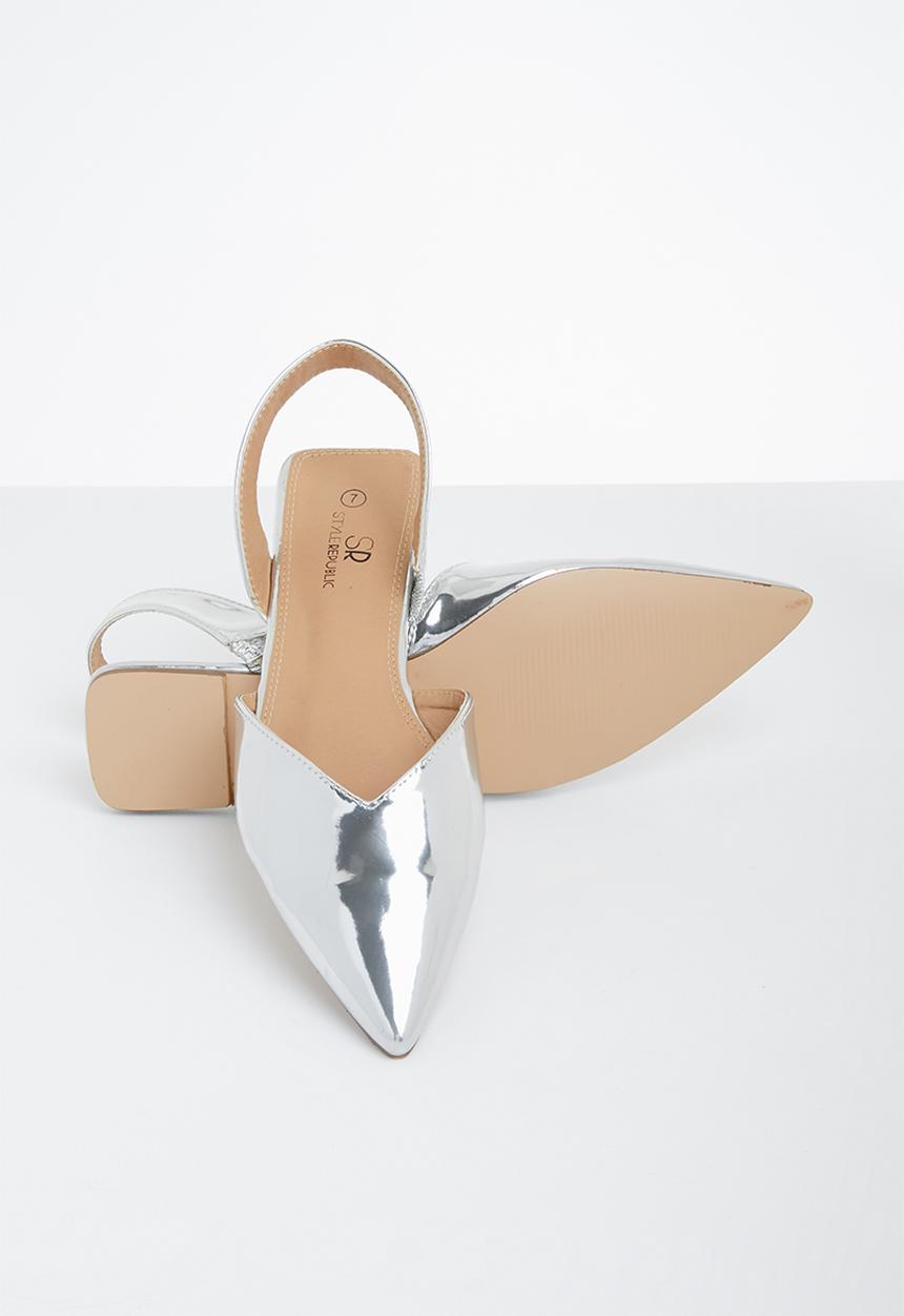 STYLE REPUBLIC - Slingback metallic pumps - silver
