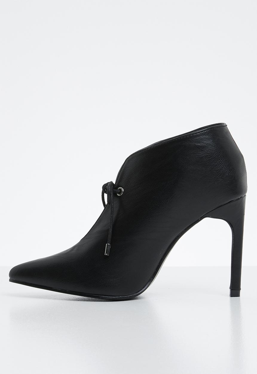 Superbalist - Lara high vamp heel - black