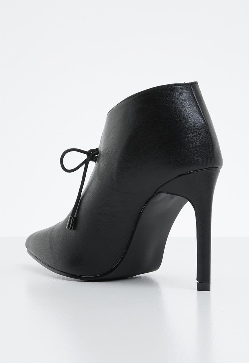 Superbalist - Lara high vamp heel - black