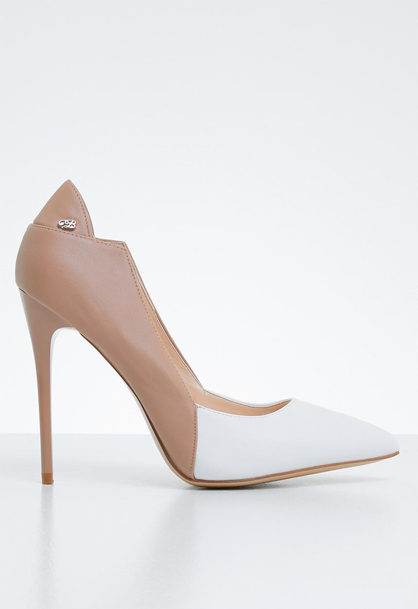 Miss Black - Court heels - neutral & white