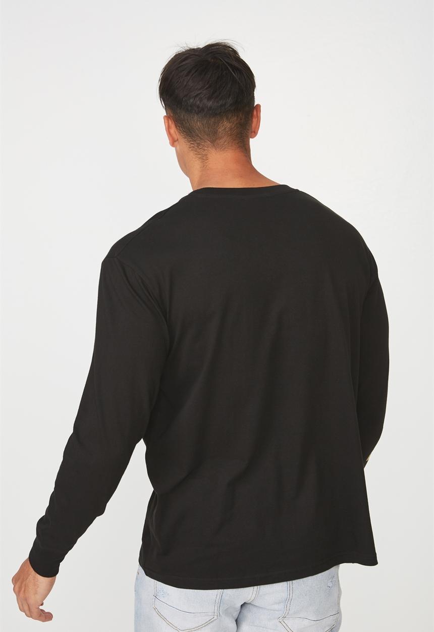 Cotton On - Seinfeld cast long sleeve tbar collaboration - black