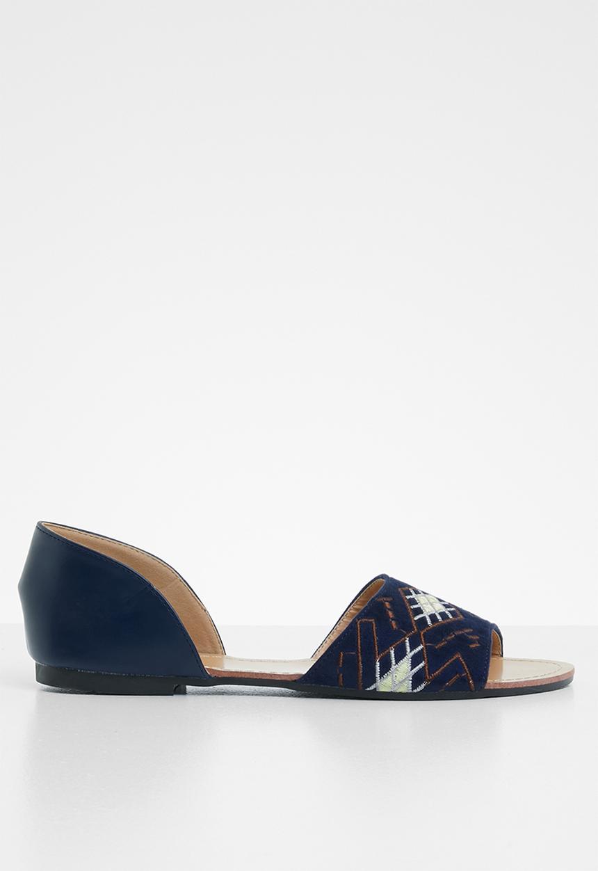 Jada - Tribal embroidered sandal - navy