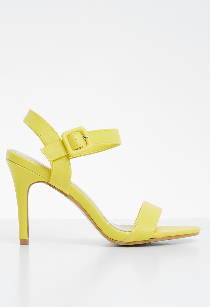 Jada - Buckle strap heel - pale yellow