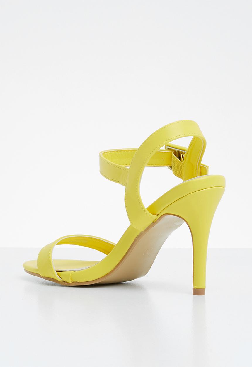 Jada - Buckle strap heel - pale yellow