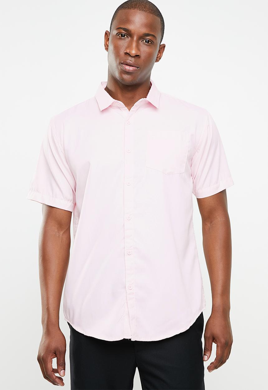 STYLE REPUBLIC - Essential slim fit short sleeve shirt - pink