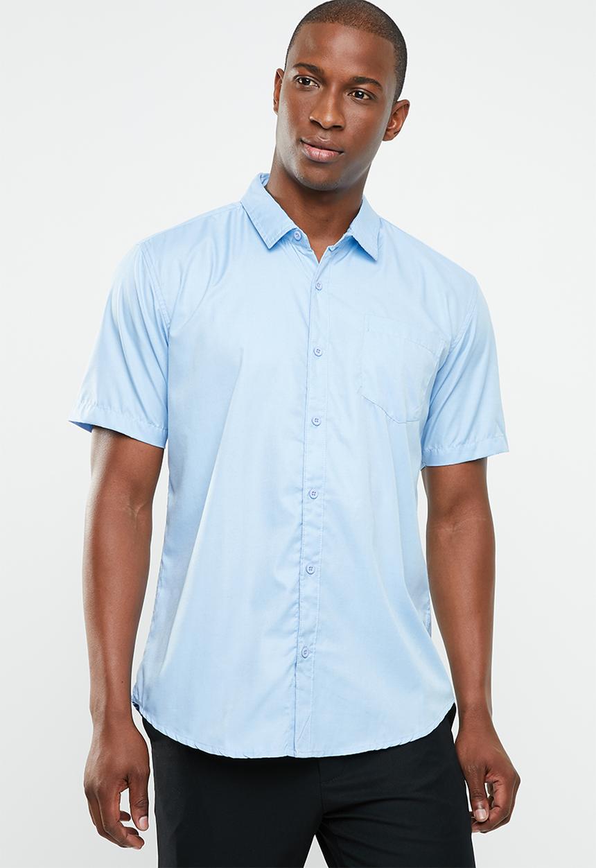 STYLE REPUBLIC - Essential slim fit short sleeve shirt - blue