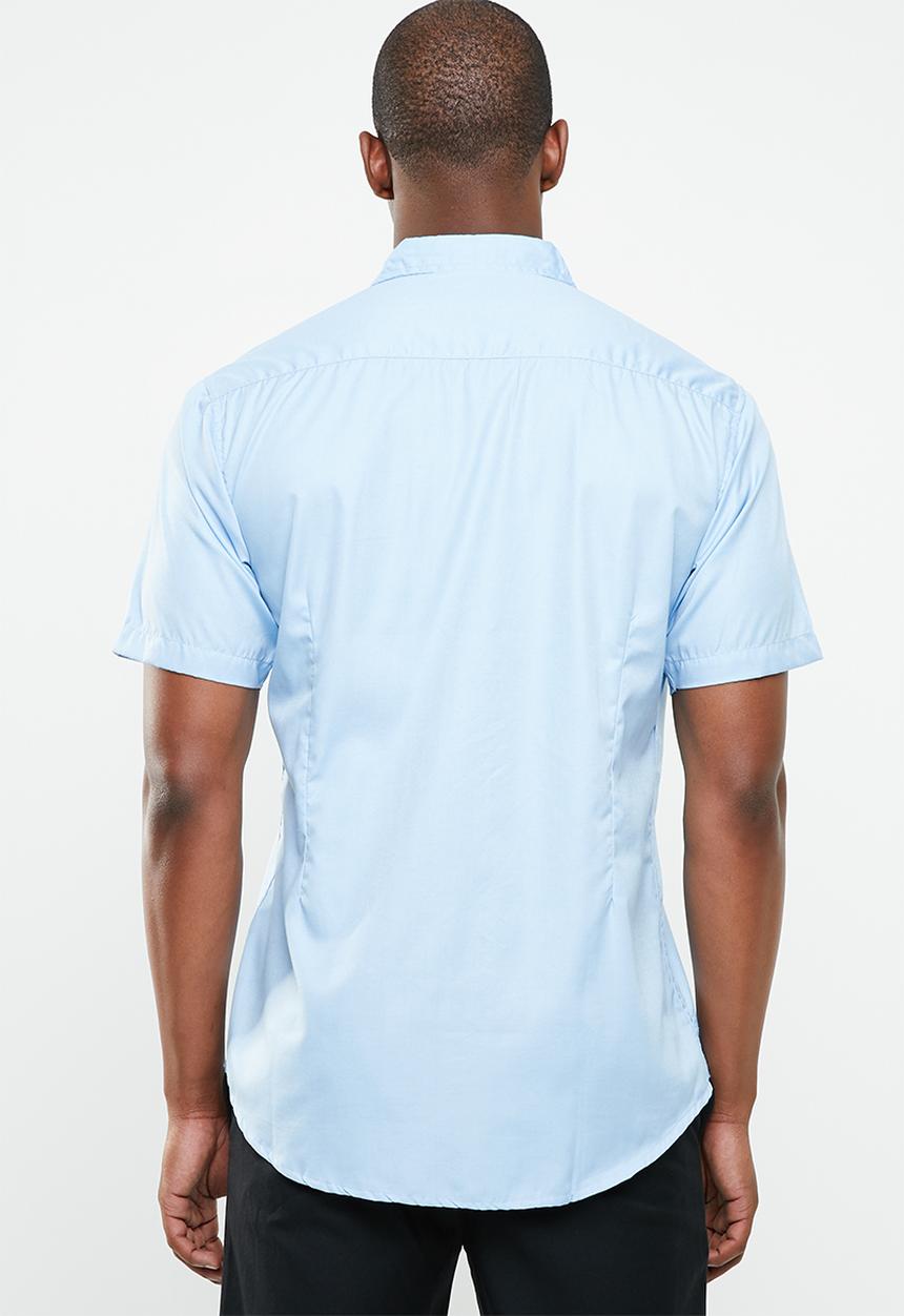 STYLE REPUBLIC - Essential slim fit short sleeve shirt - blue