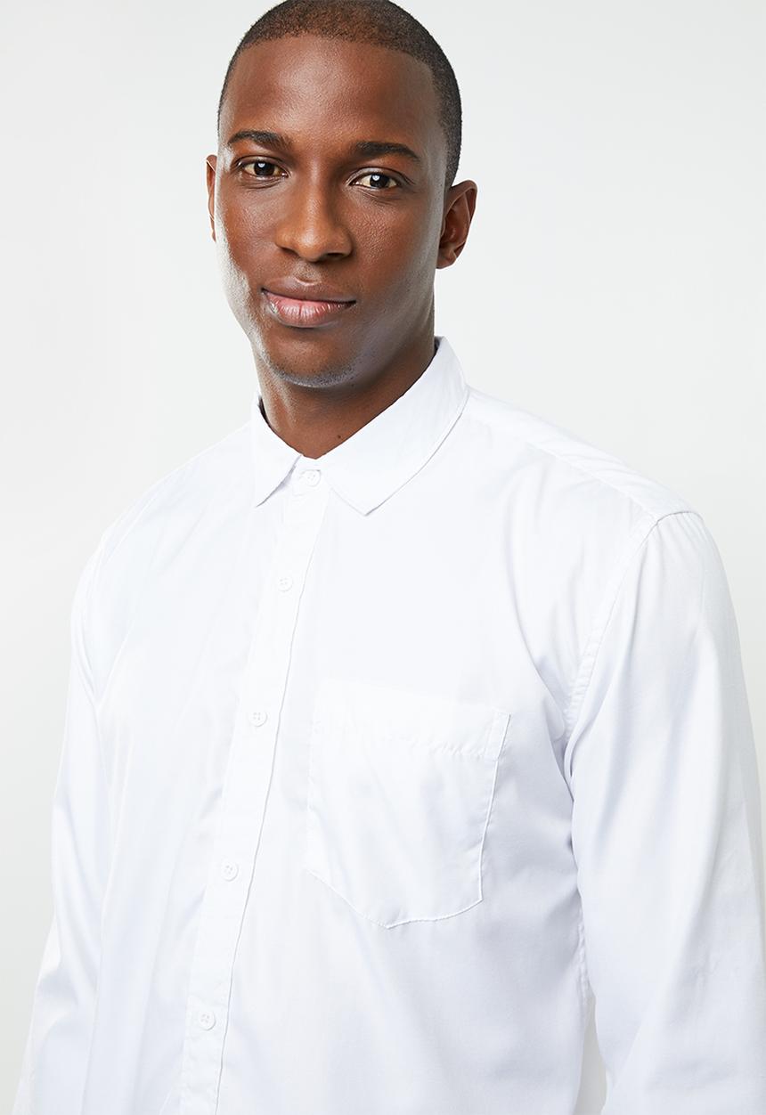 STYLE REPUBLIC - Essential slim fit long sleeve shirt - white