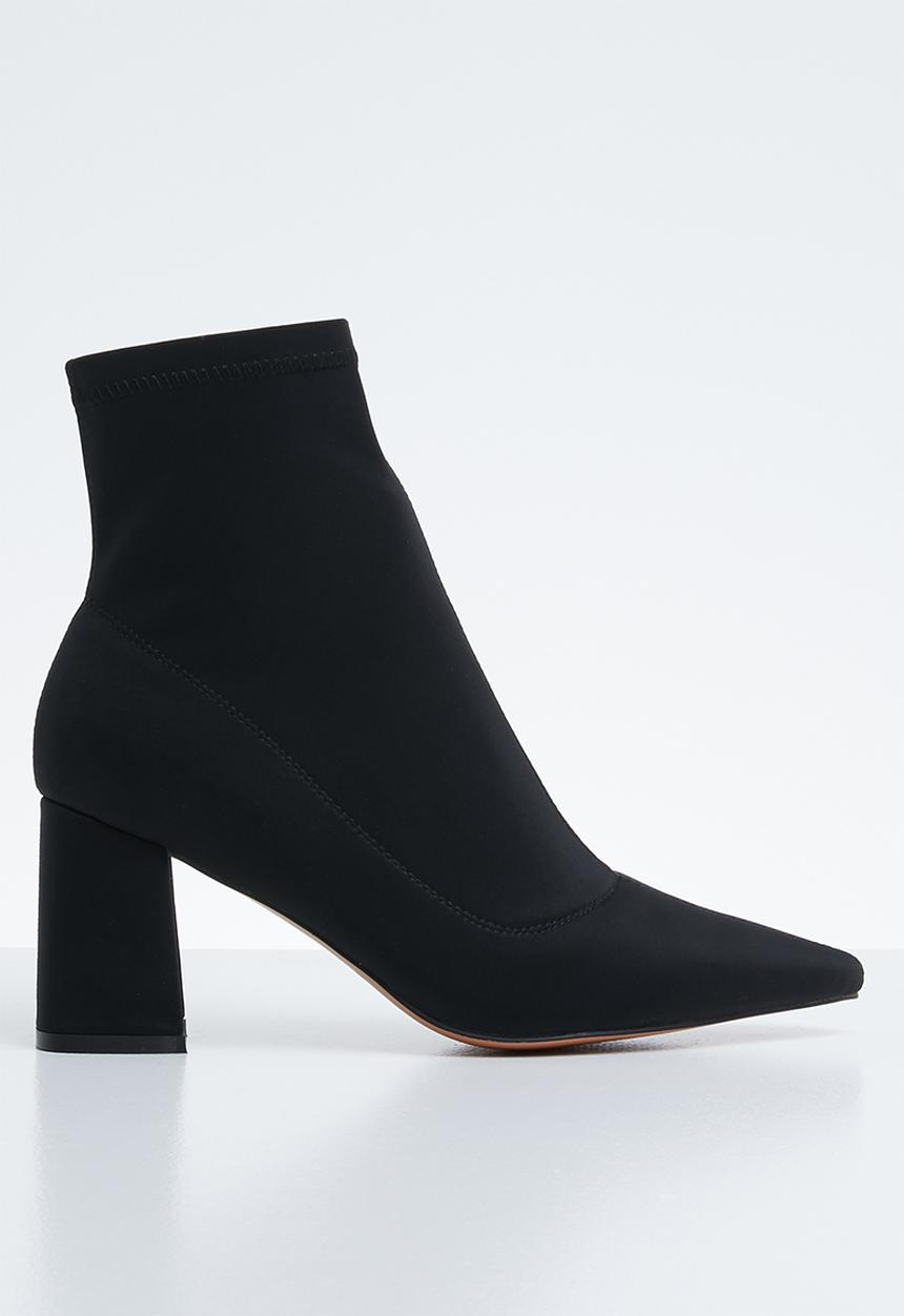 Public Desire - Grizzly mid heel point toe ankle boot - black 