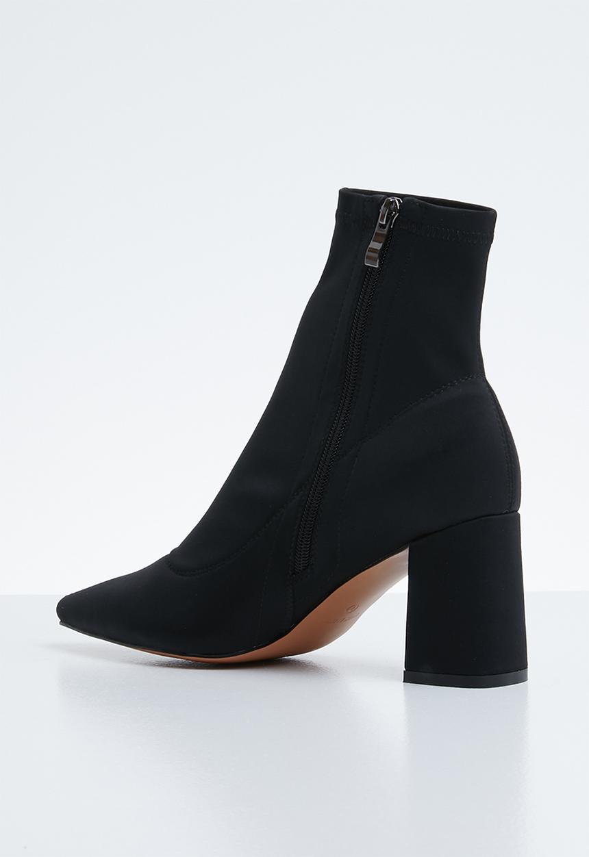 Public Desire - Grizzly mid heel point toe ankle boot - black 