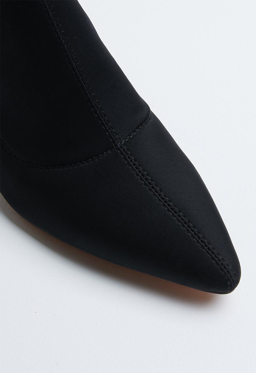 Public Desire - Grizzly mid heel point toe ankle boot - black 